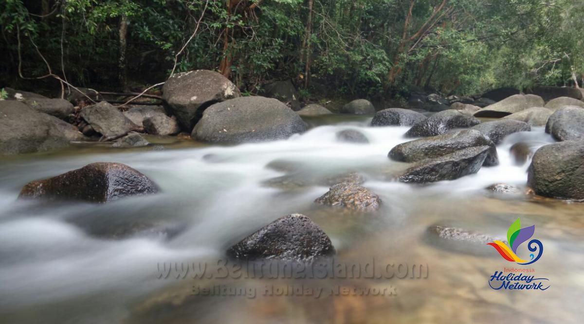 belitung destination Batu Mentas