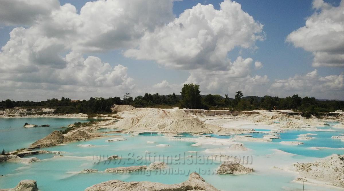 جدول اليوم #3 - الوجهة Danau Kaolin| Kaolin Lake|高岭土湖|بحيرة كاولين