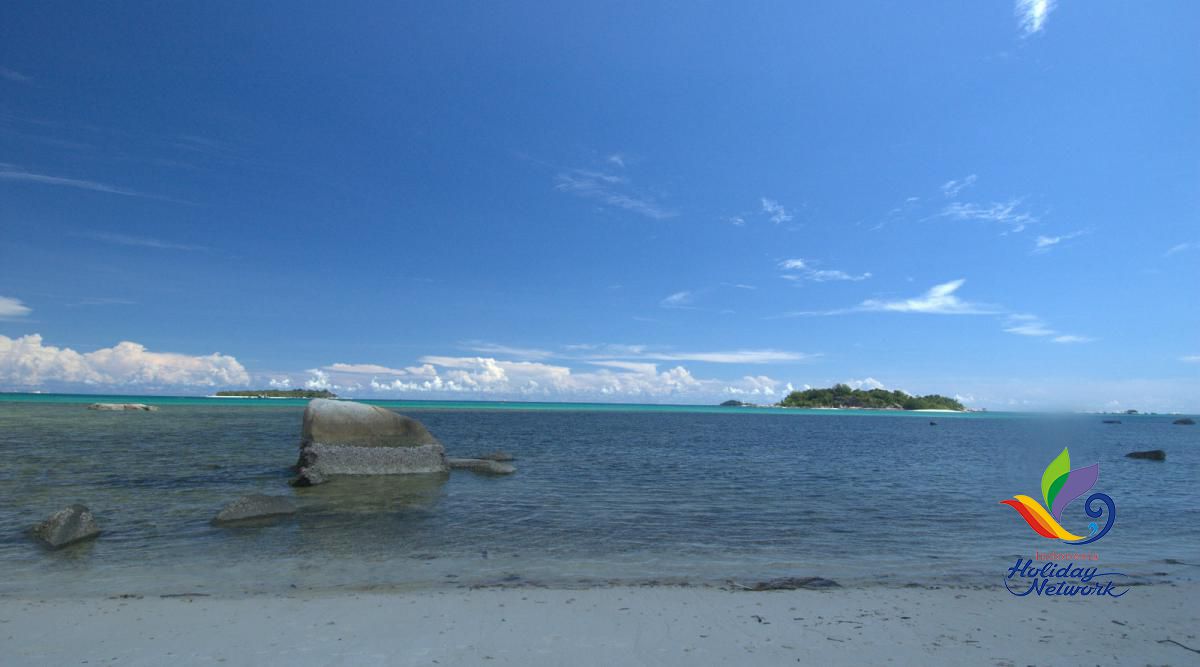 belitung destination Pantai Bebilain